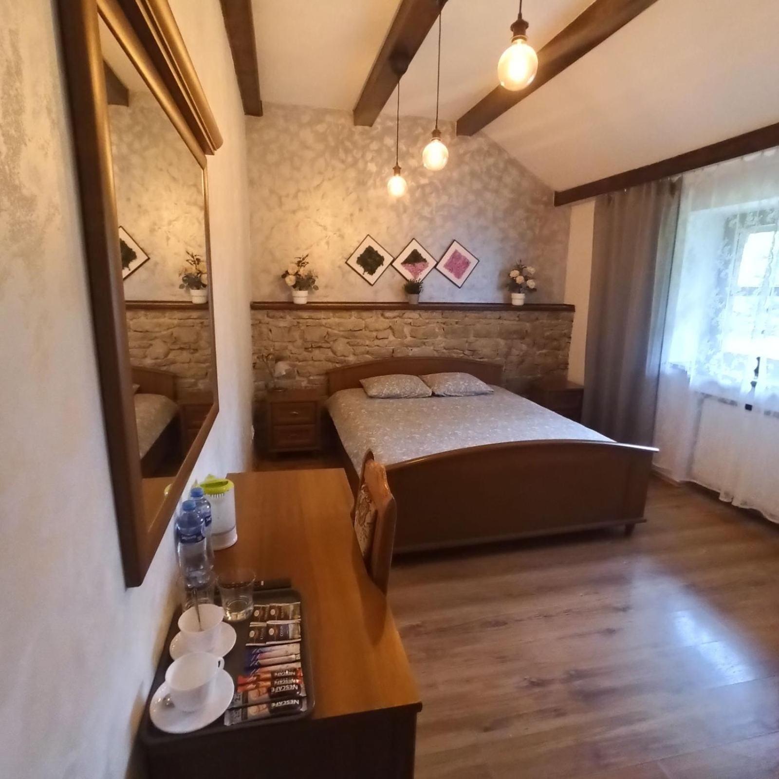 Homies Inn Celiny  Eksteriør bilde